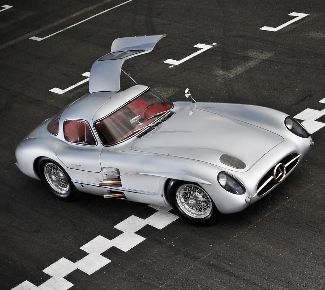 Мерседес 300 SLR