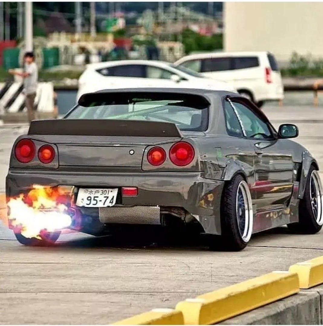 Nissan Skyline GTR r34 Japan Style