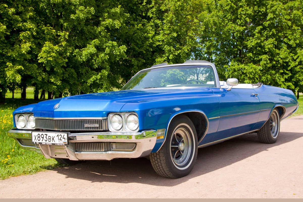 Buick Centurion