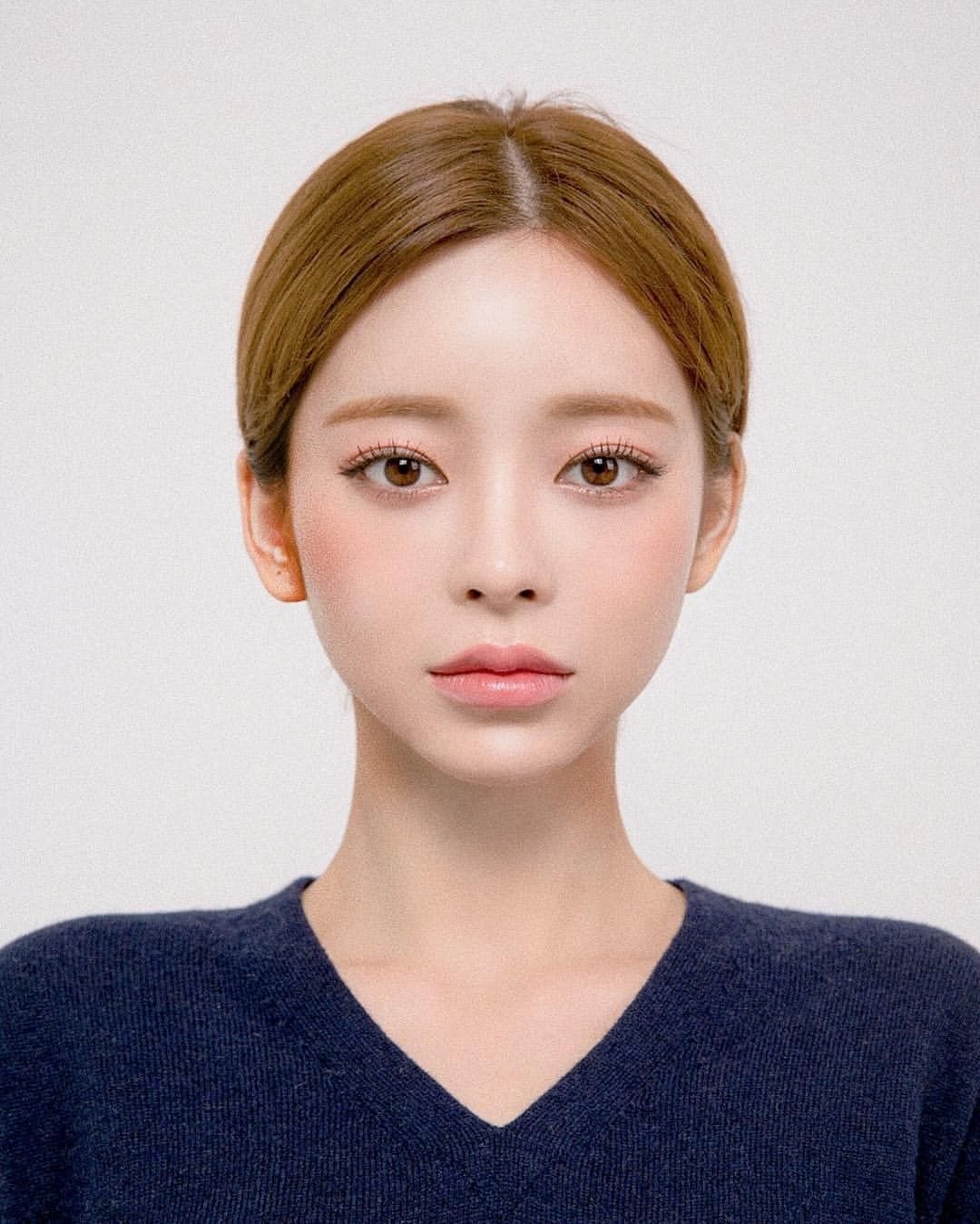 Kang Taeri без макияжа