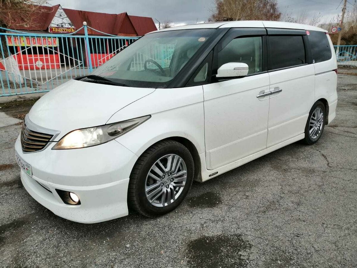 Honda Elysion 3.0