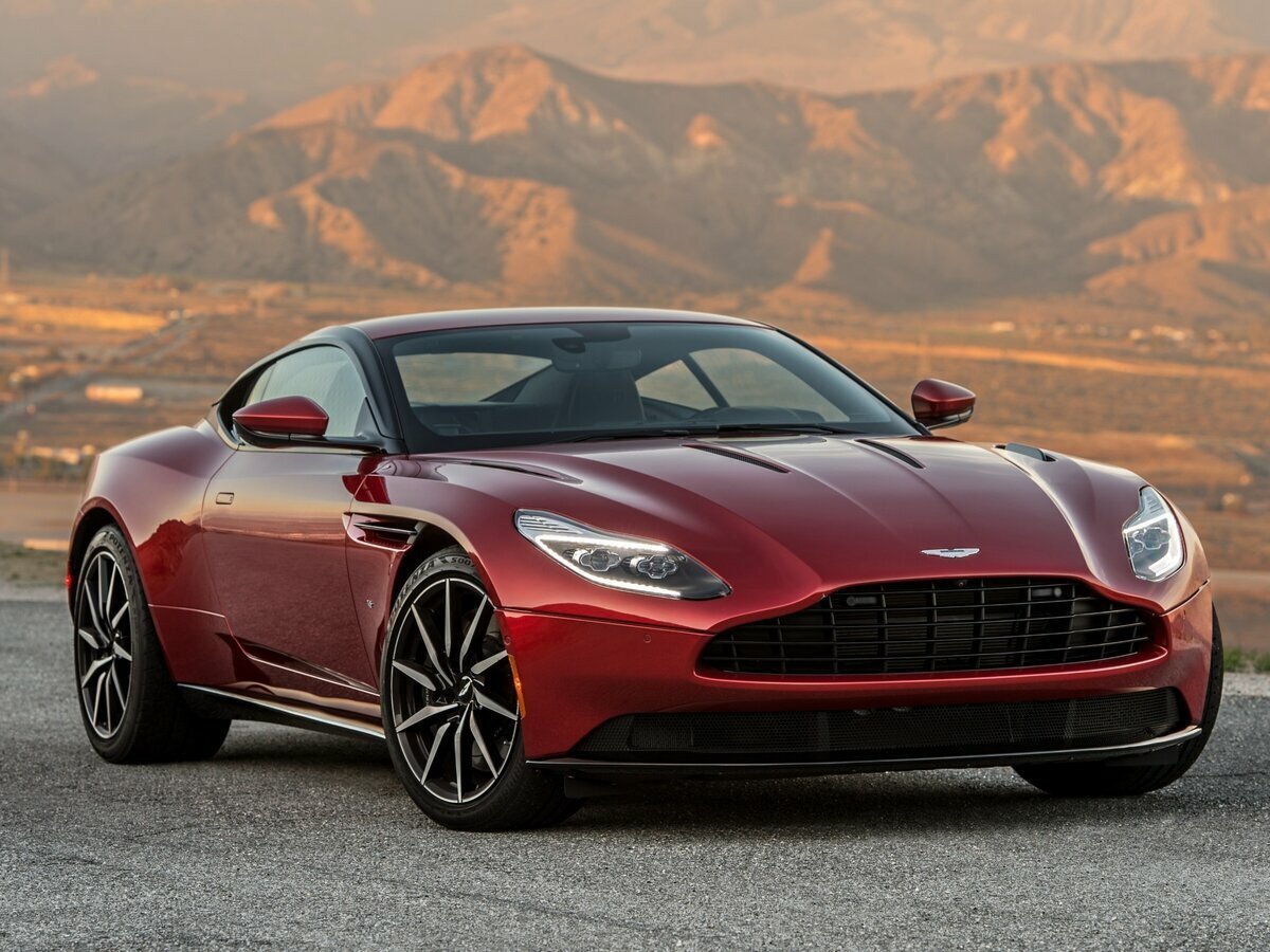 Aston Martin db11 2017