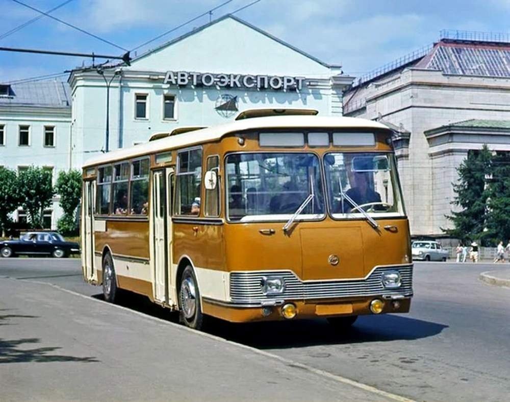 ЛИАЗ 677э