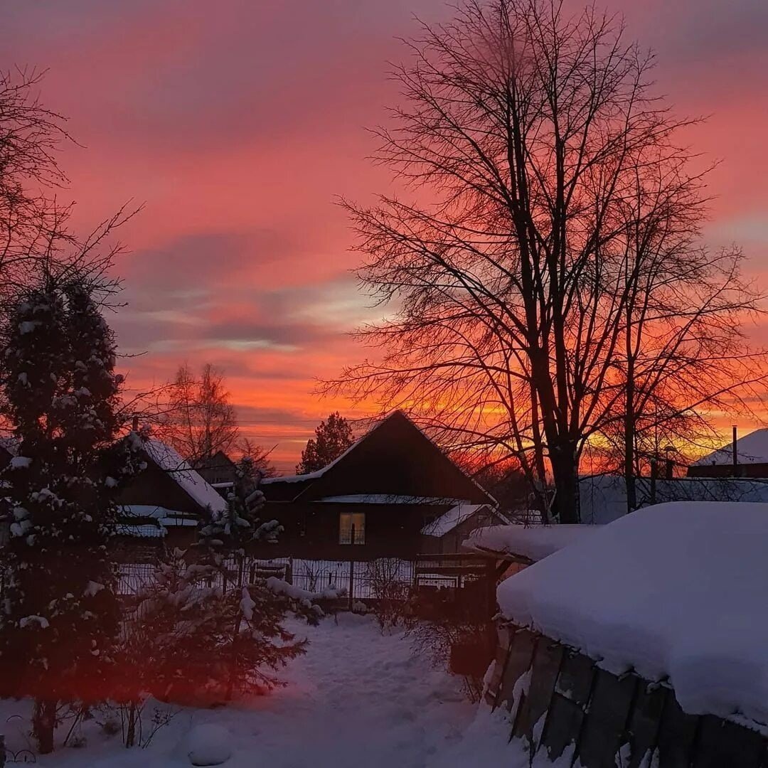 Зимний закат в деревне сказка