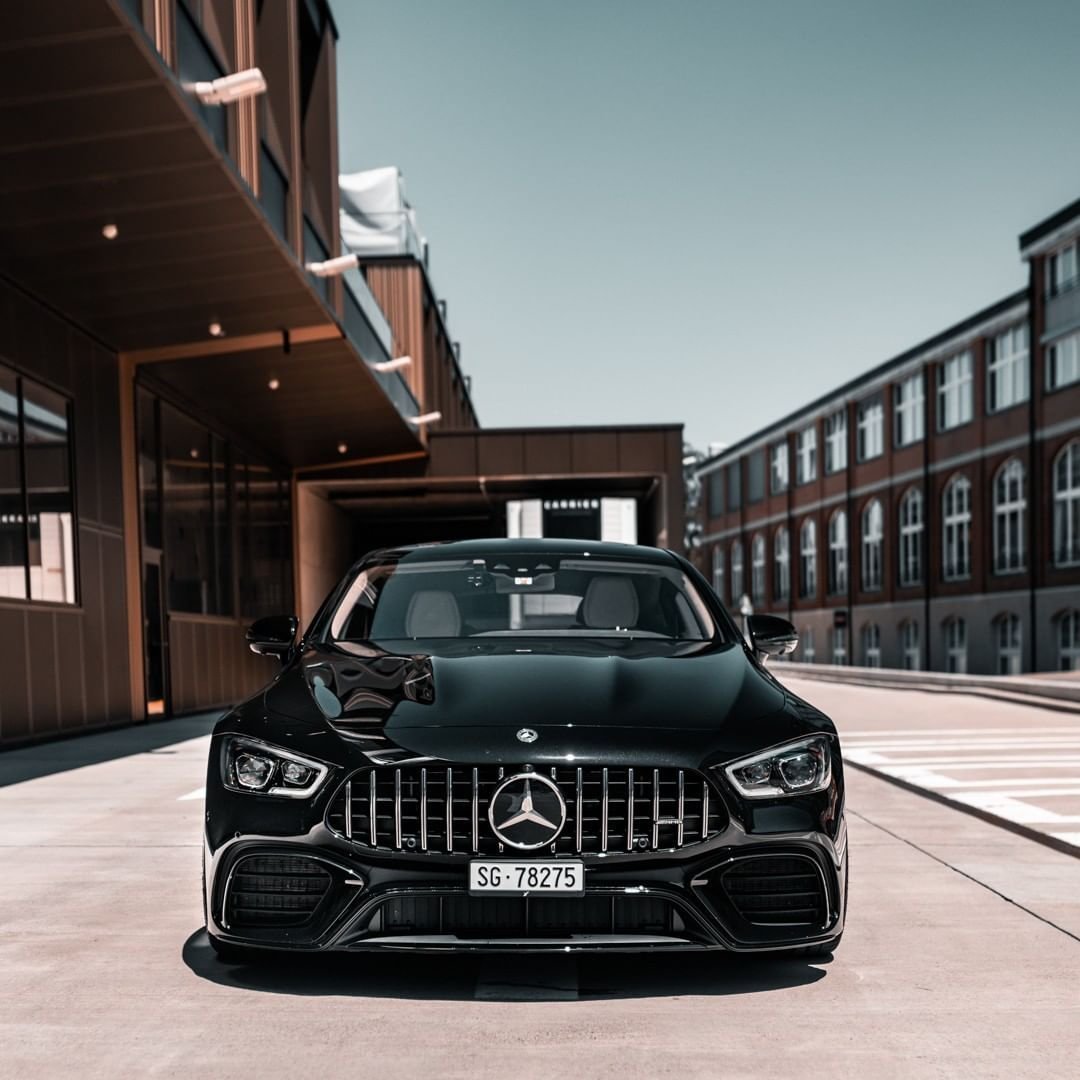 Мерседес AMG gt 63s