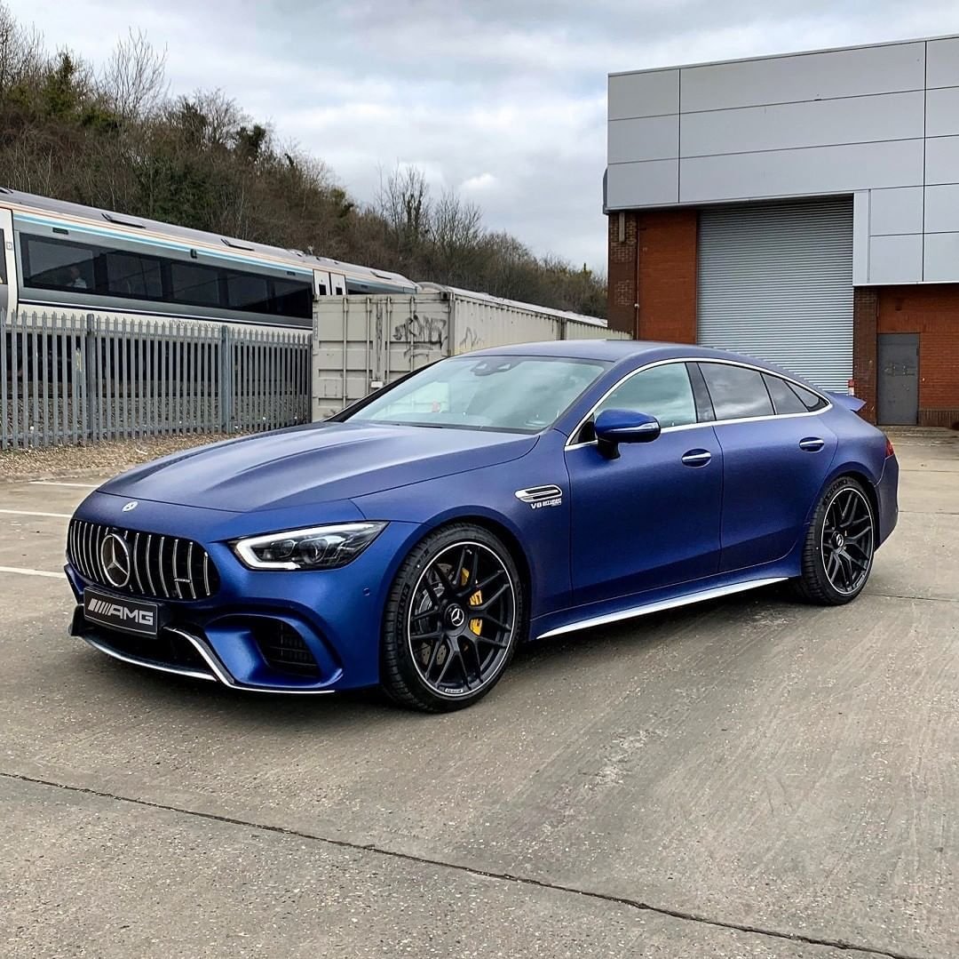 Mercedes Benz AMG gt 63