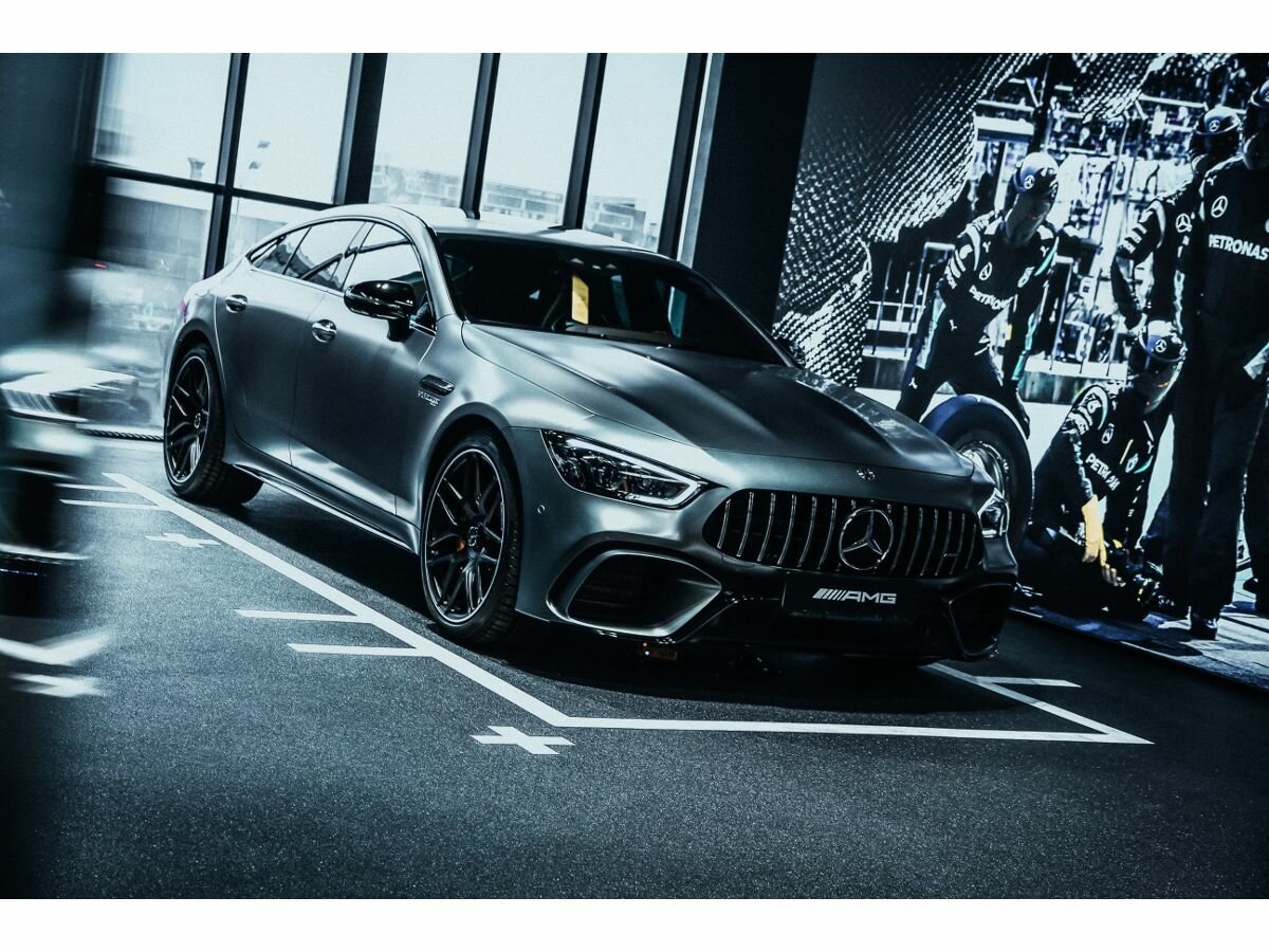 Mercedes AMG gt 63 s