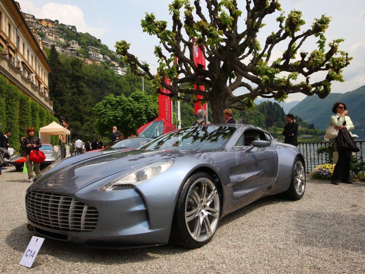 2010 Aston Martin one-77