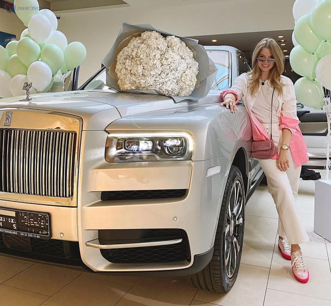Rolls Royce Cullinan Виктория портфолио