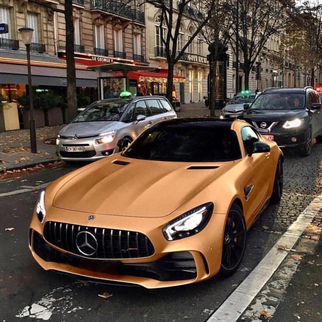 Мерседес GTR AMG 4 двери