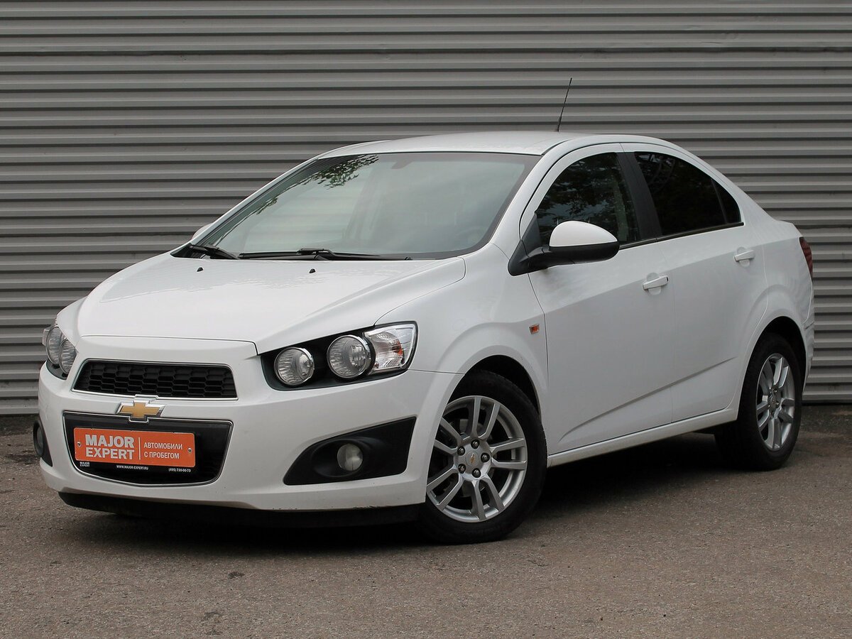 Chevrolet Aveo седан 2013