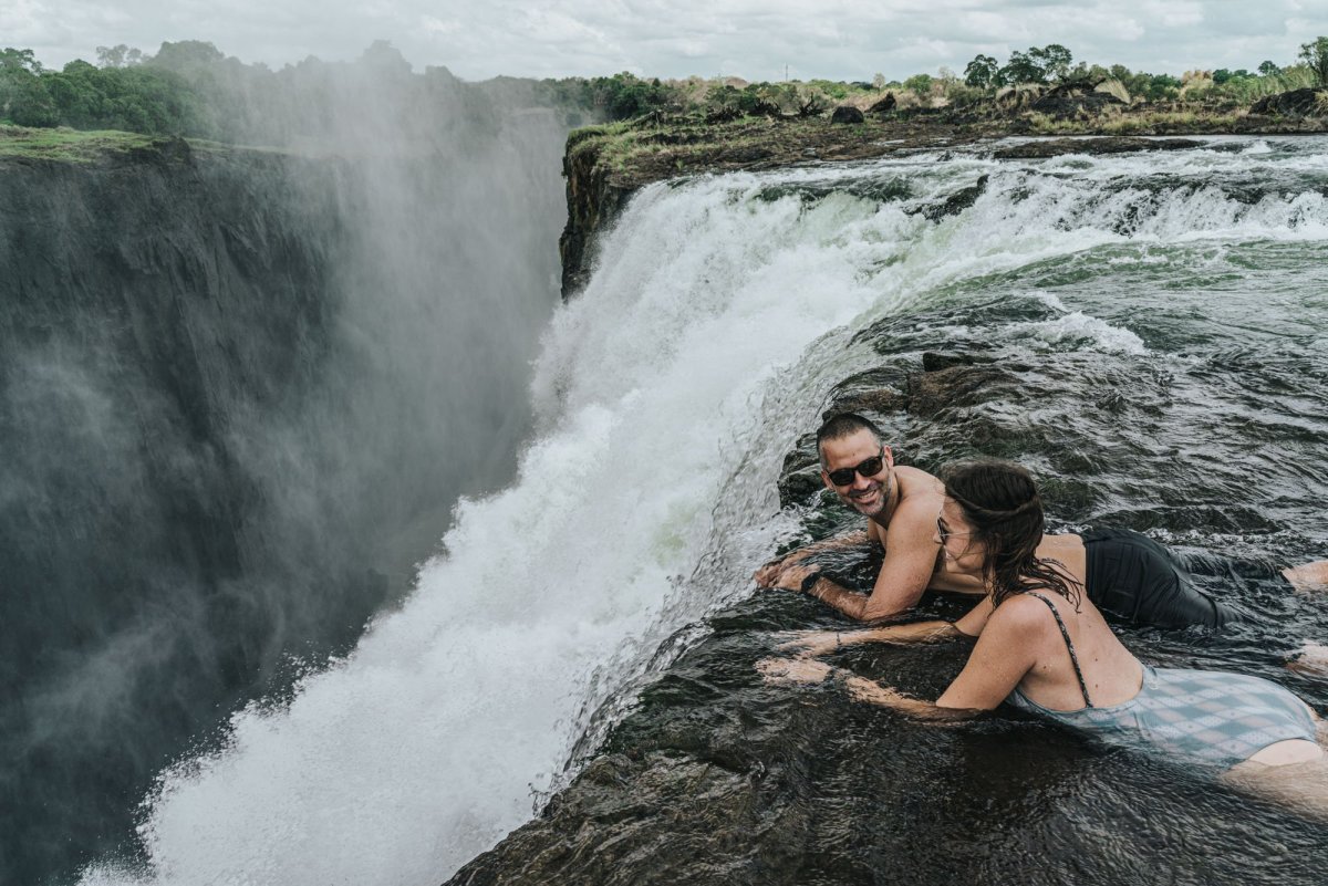 Бассейн дьявола (Devil's Pool), водопад Виктория, Замбия