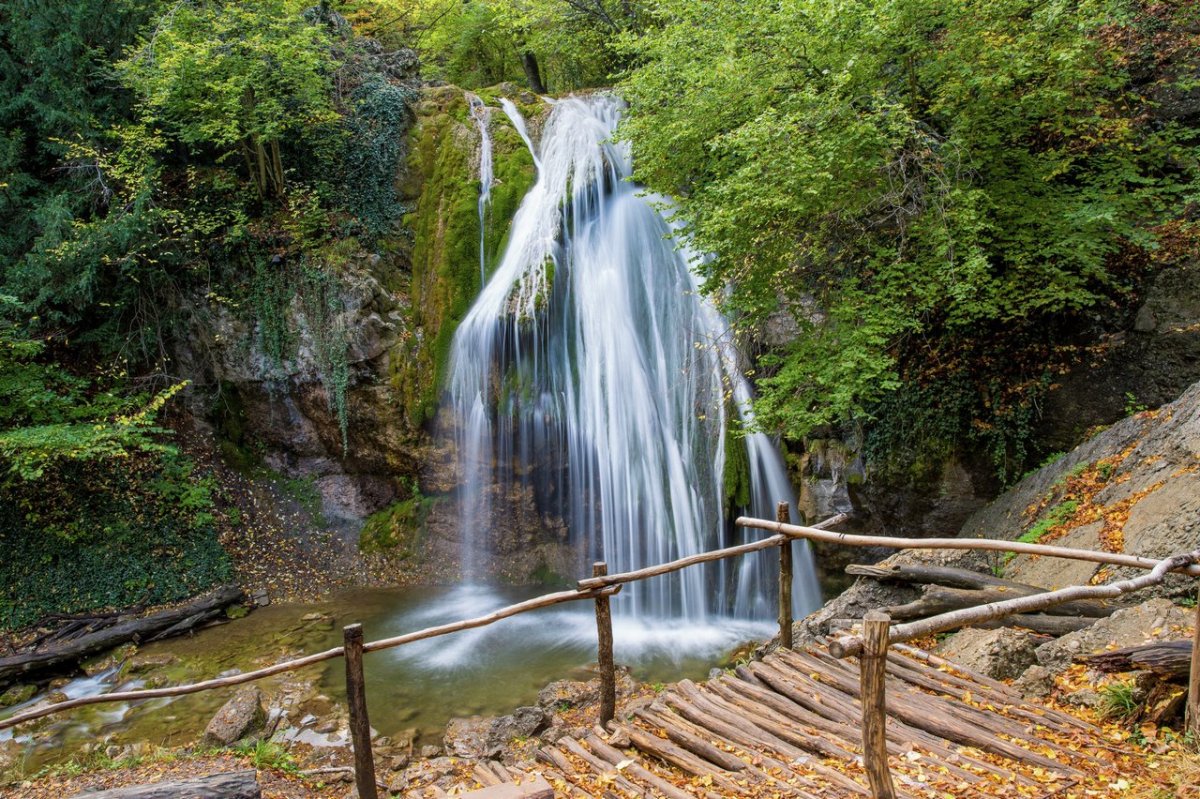 Алушта водопад Джур-Джур