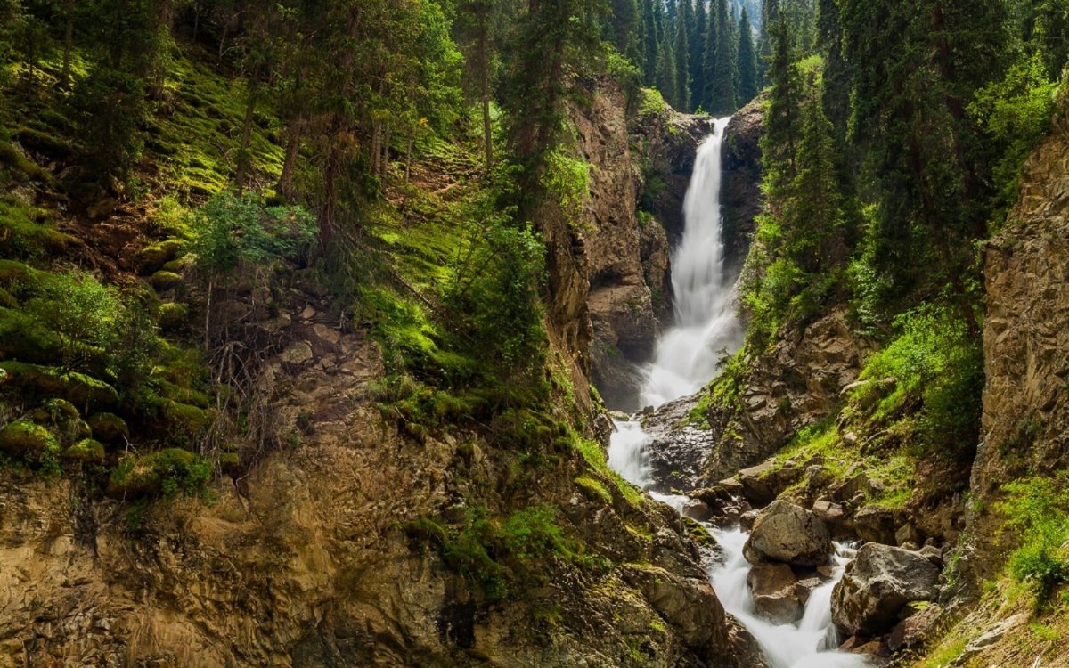Ущелье Барскоон Киргизия