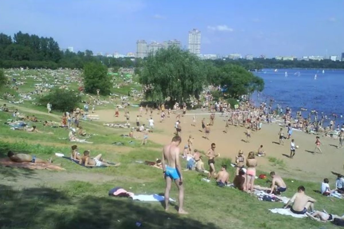 Строгино озеро пляж