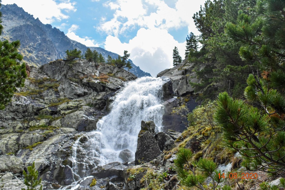 Водопад Куйгук Алтай
