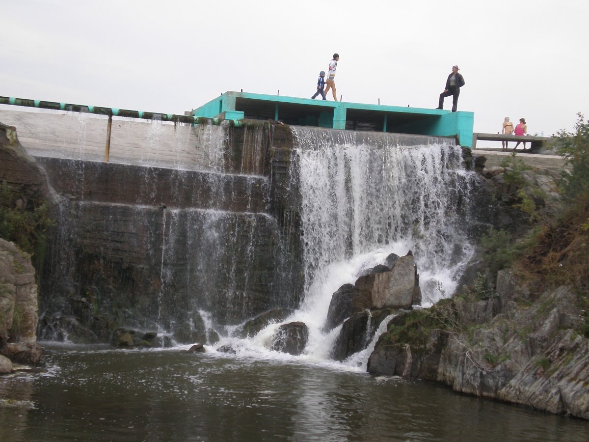 Водопад Карпысак в Новосибирске