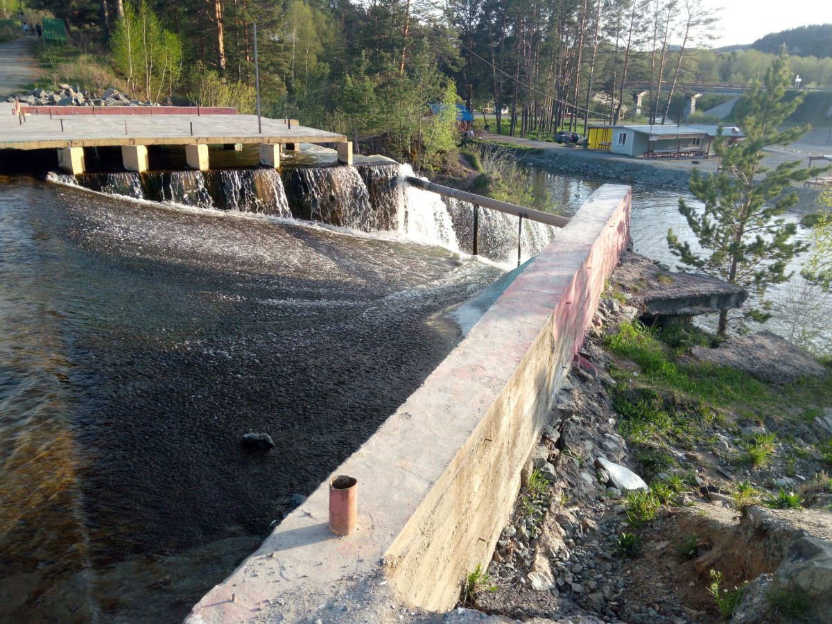 Водопад в Тогучине Новосибирской