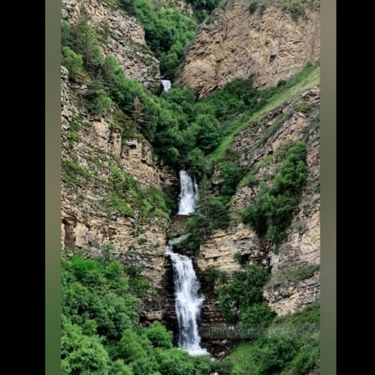 Чародинский водопад Дагестан