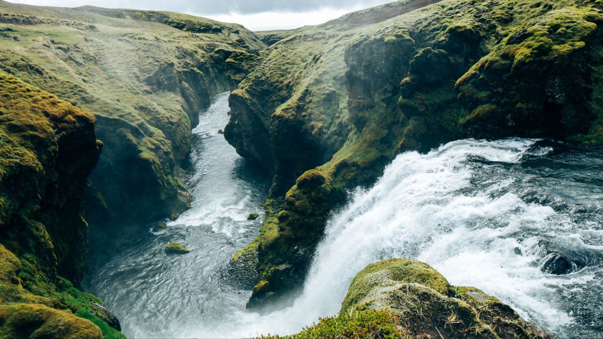 Водопад на реке Утулик