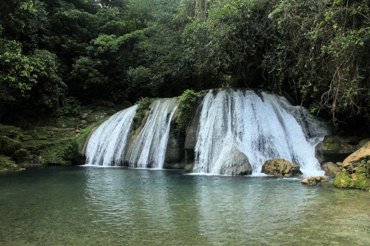Ямайка водопад reach Falls
