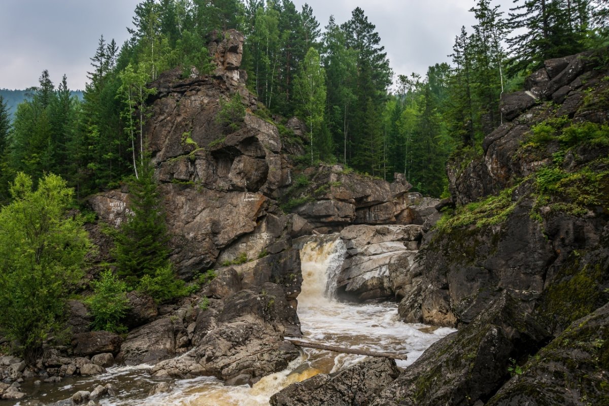 Богунайский водопад