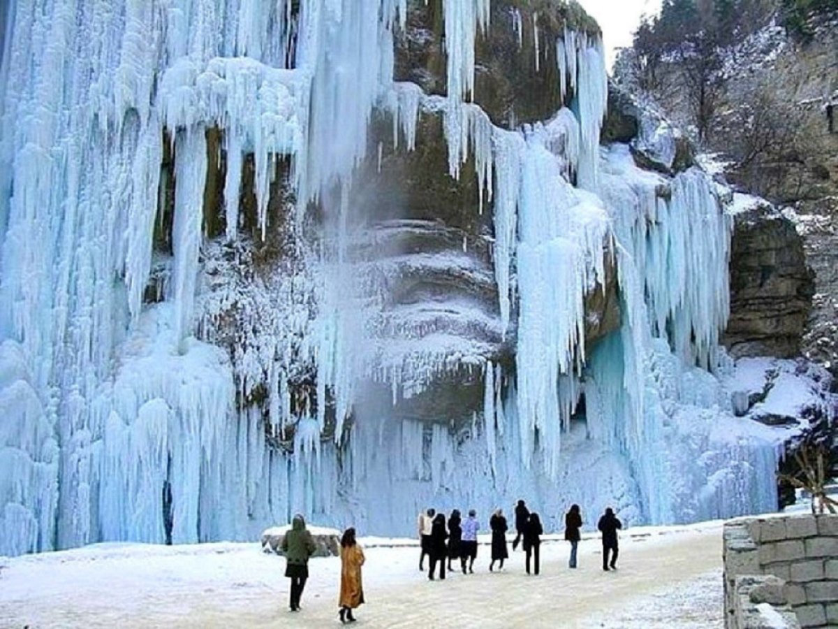 Чегемские водопады Кабардино-Балкария зимой