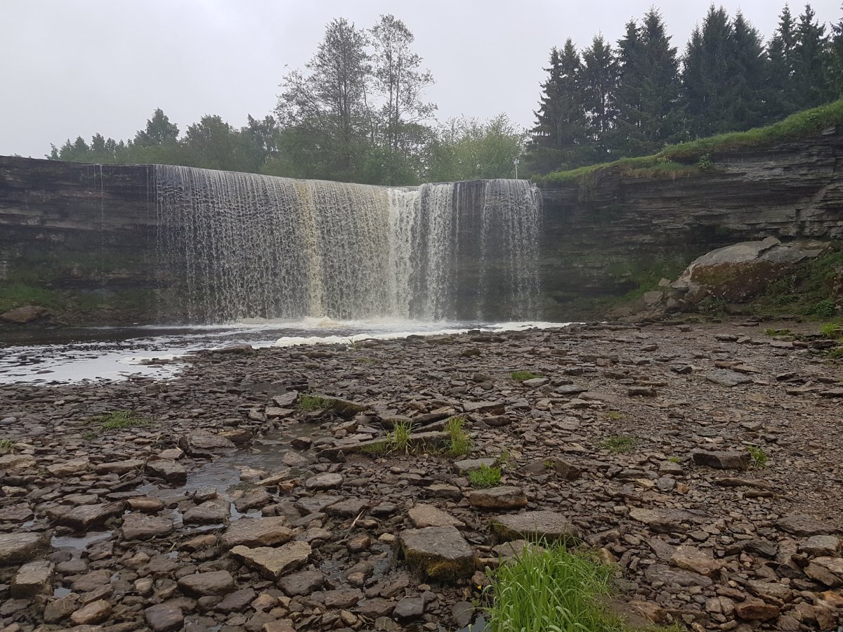 Водопад Ягала Эстония