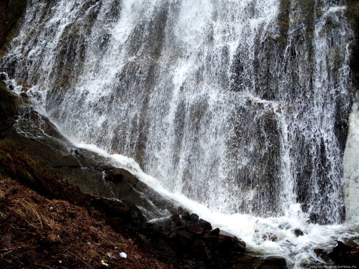 Черемшанский водопад горный Алтай