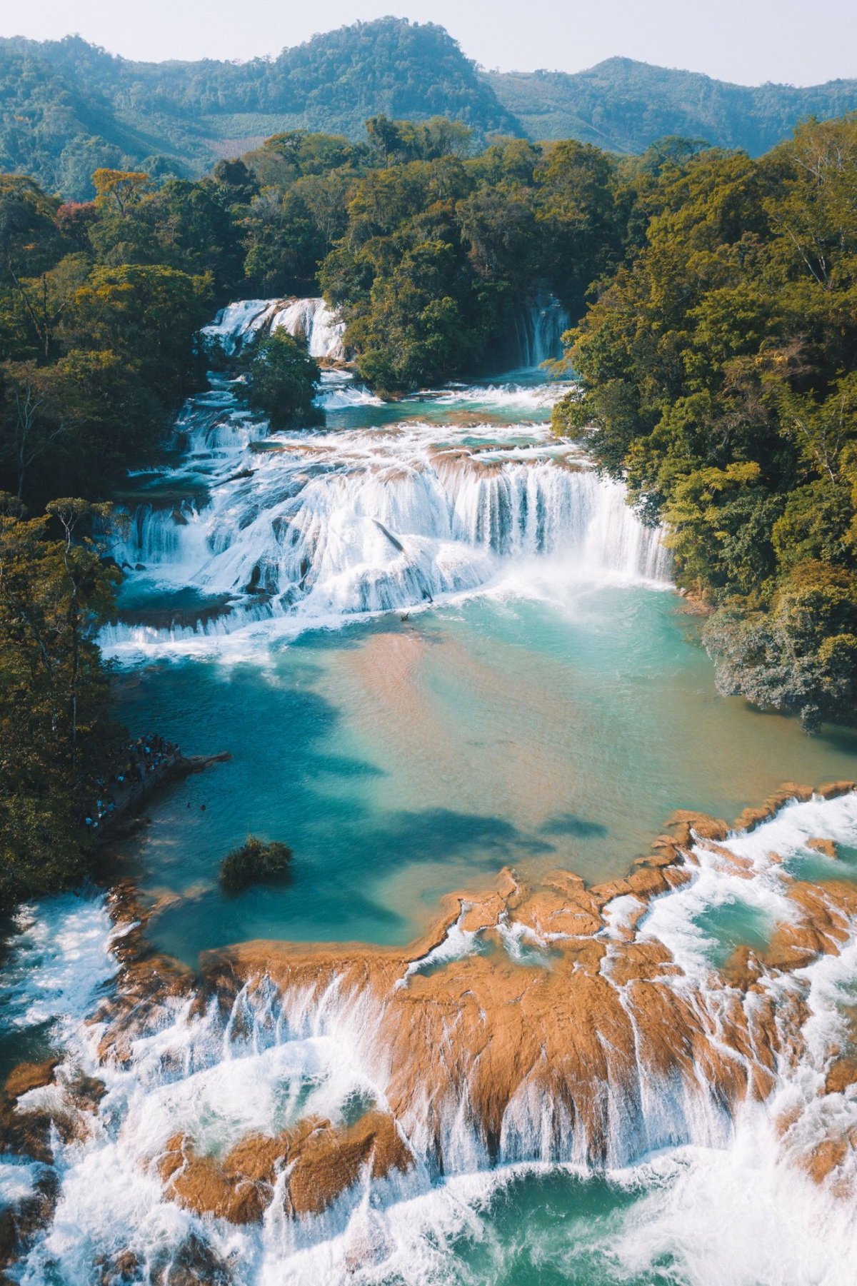Водопад Агуа Асуль Мексика