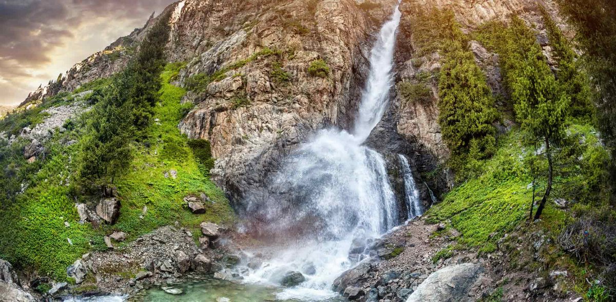 Казахстан горы и водопады