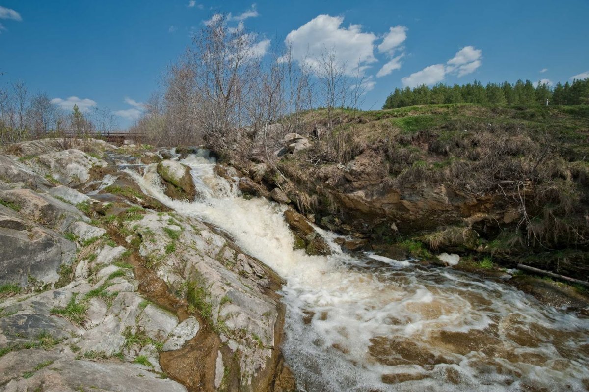 Гилевский водопад Свердловской области