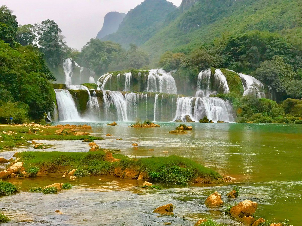 Cao Bang Water Falls Vietnam