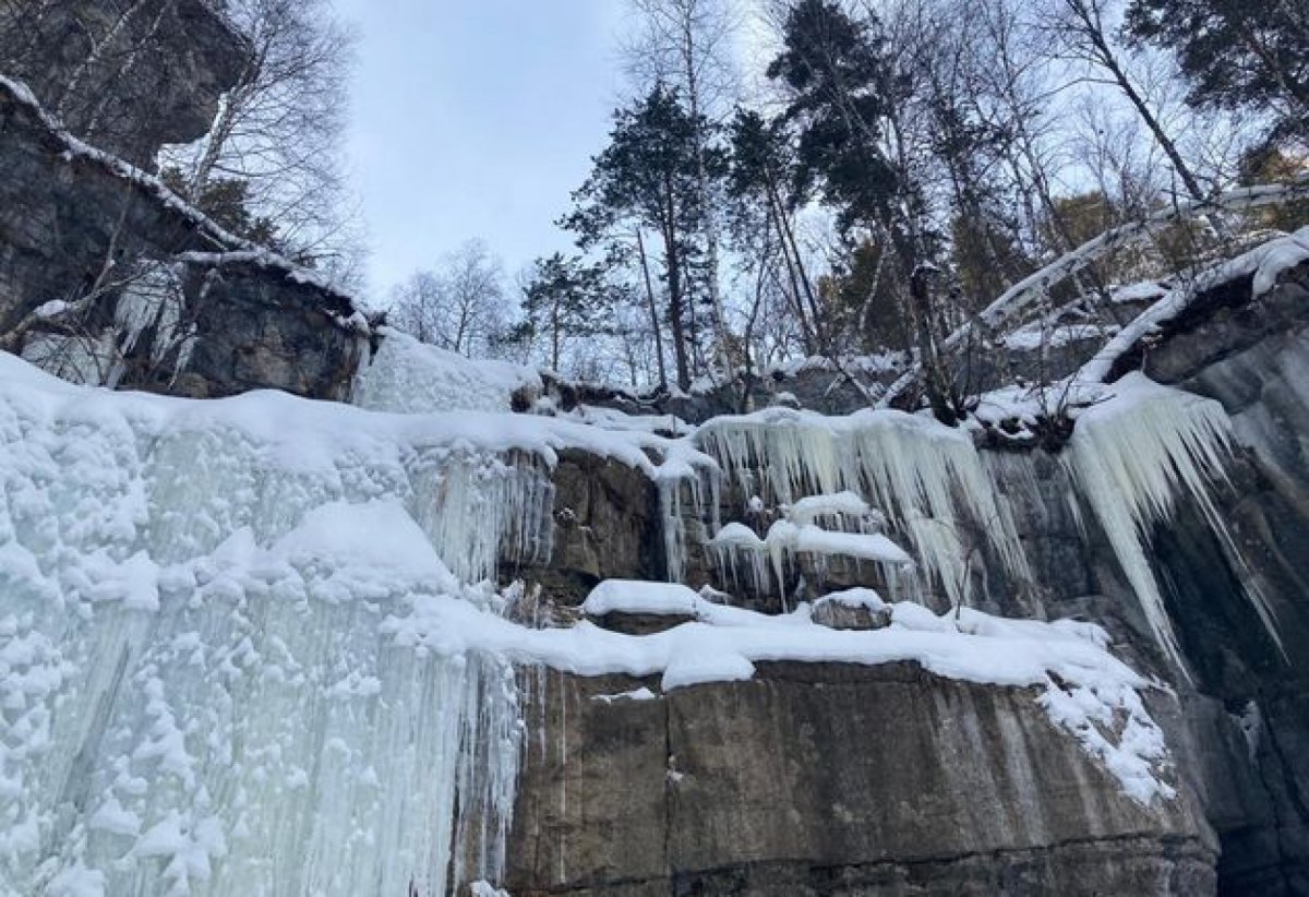 Зимний водопад Куперля