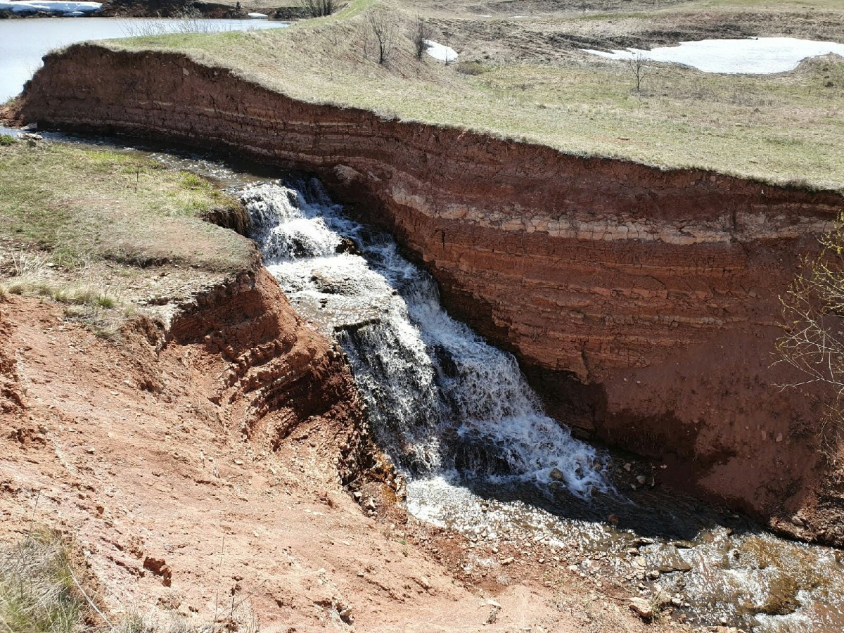 Токмаклинский водопад