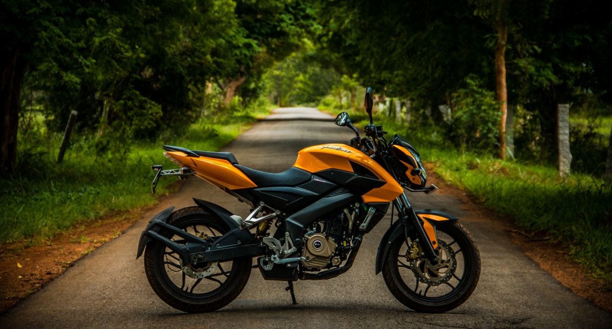 Мотоцикл Bajaj Pulsar 200 NS