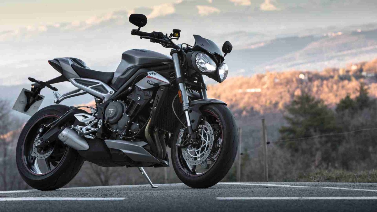 Triumph Street Triple RS