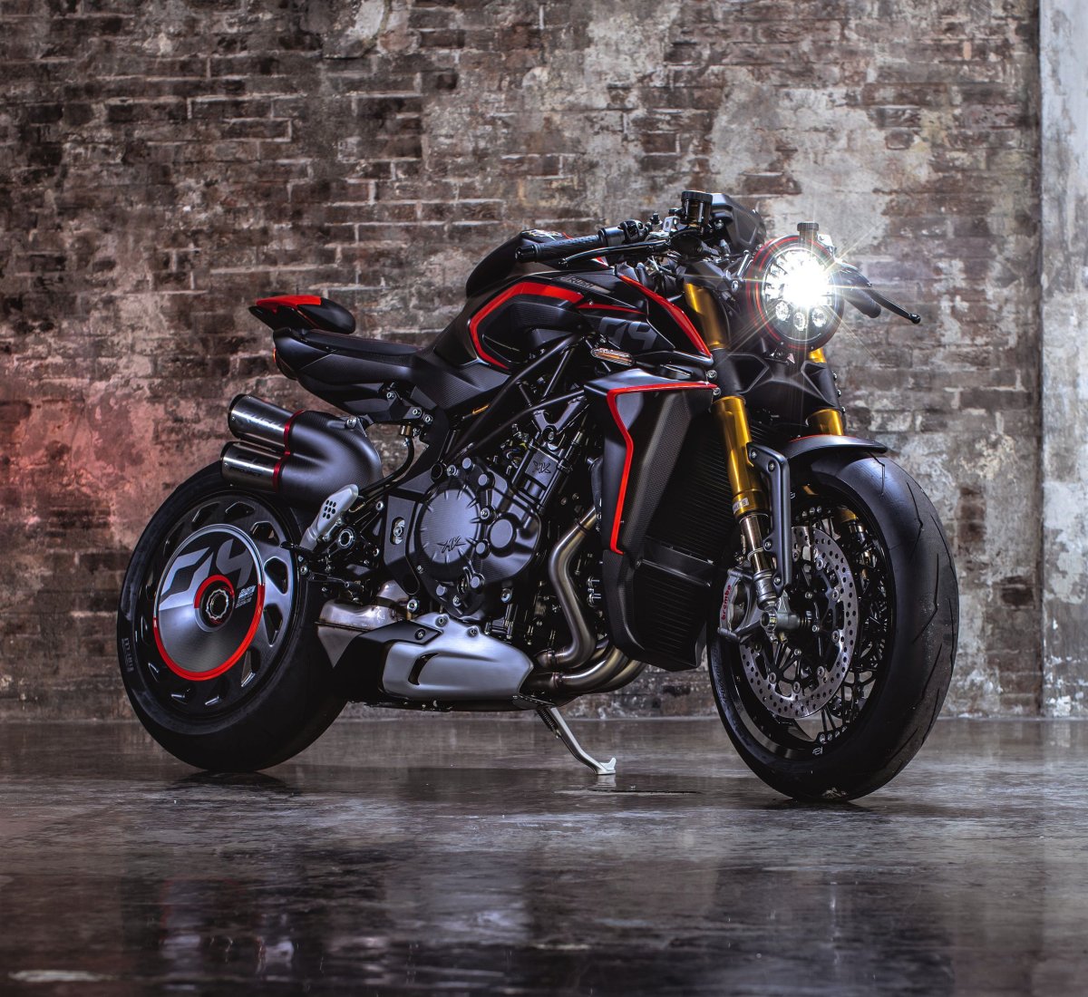 MV Agusta brutale 1000 мотоцикл