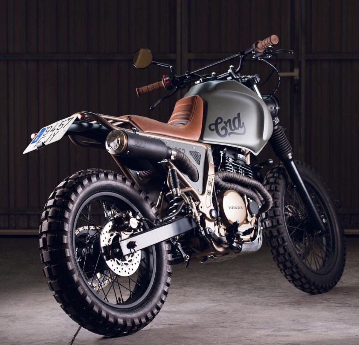 Honda Dominator 650 Scrambler