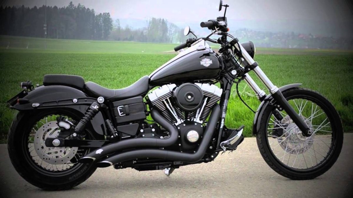 Мотоцикл Harley-Davidson Dyna super Glide