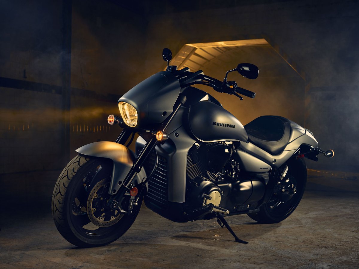 Suzuki Boulevard m109