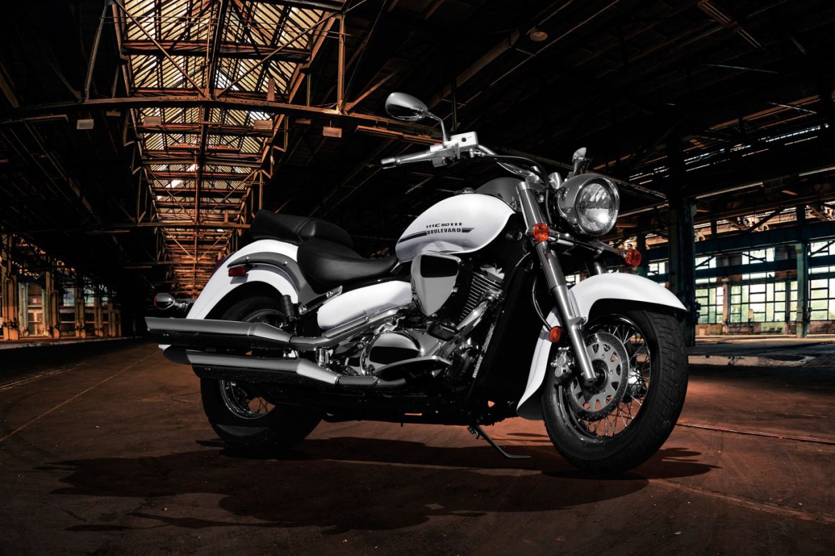Suzuki Boulevard c50