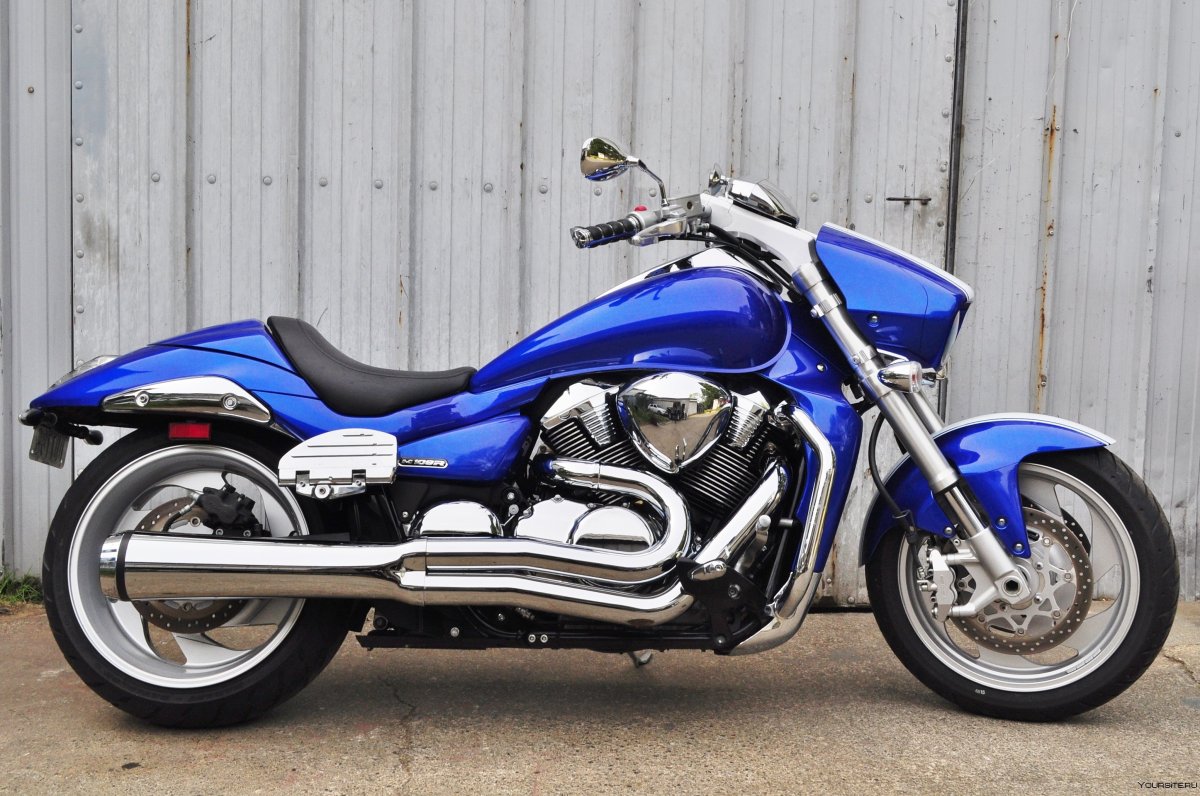 Suzuki Boulevard m109