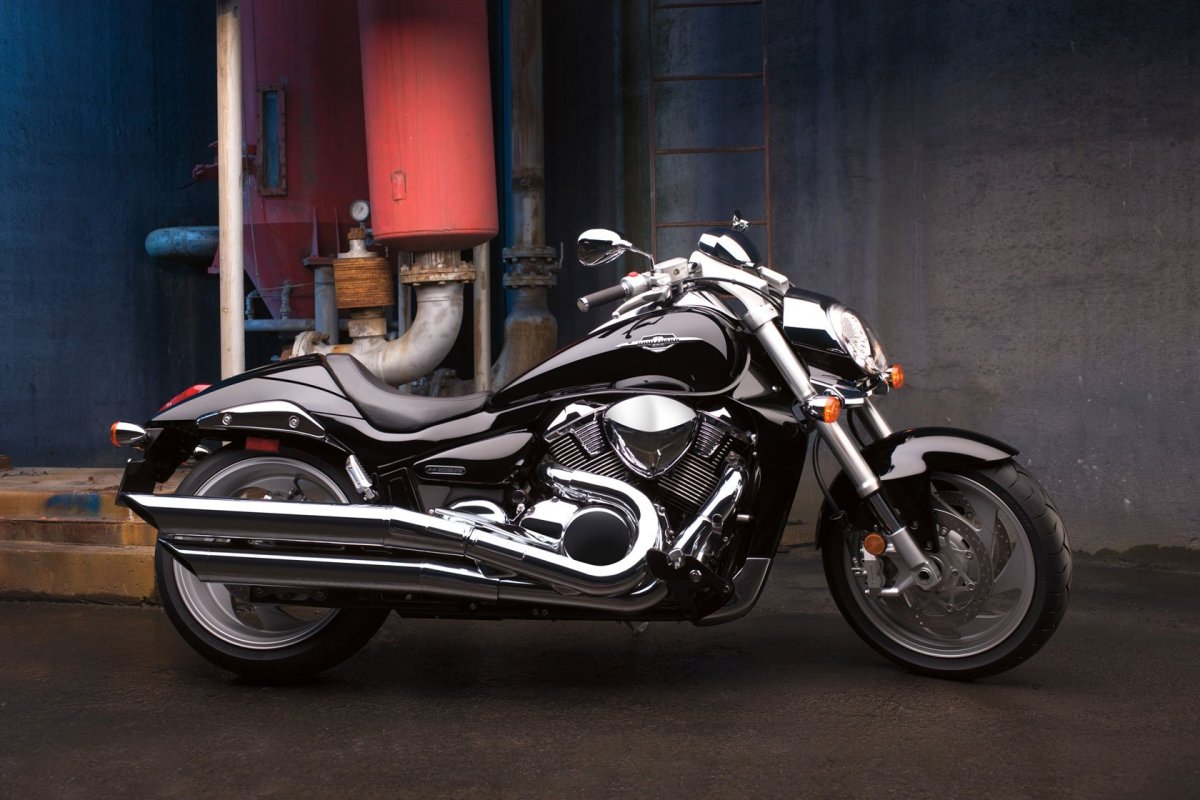 Suzuki Boulevard m109
