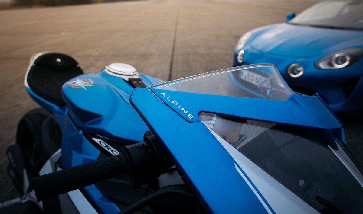 MV Agusta SUPERVELOCE 800 Alpine