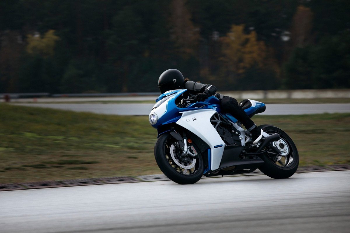 MV Agusta SUPERVELOCE Alpine