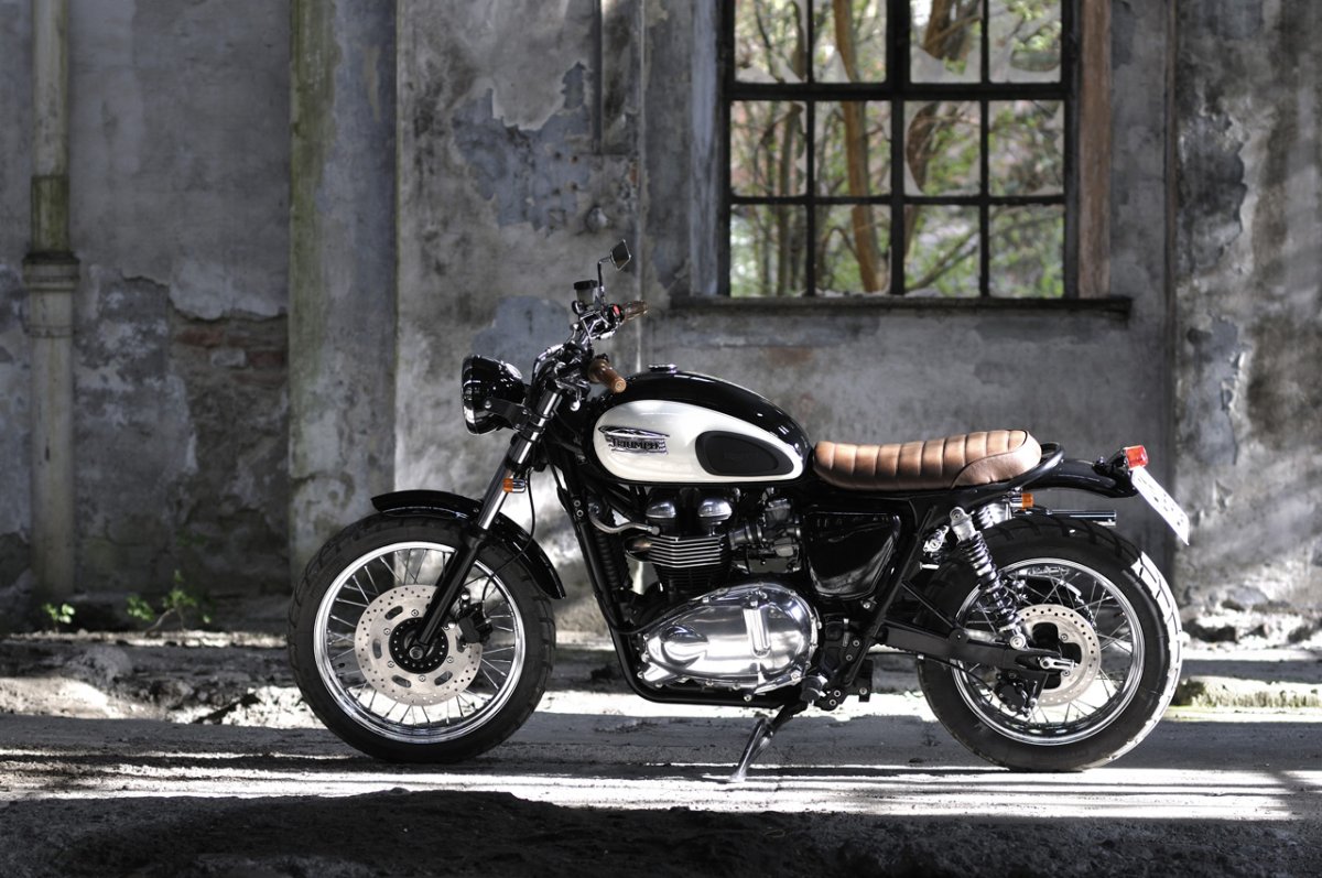 Мотоцикл скремблер Triumph