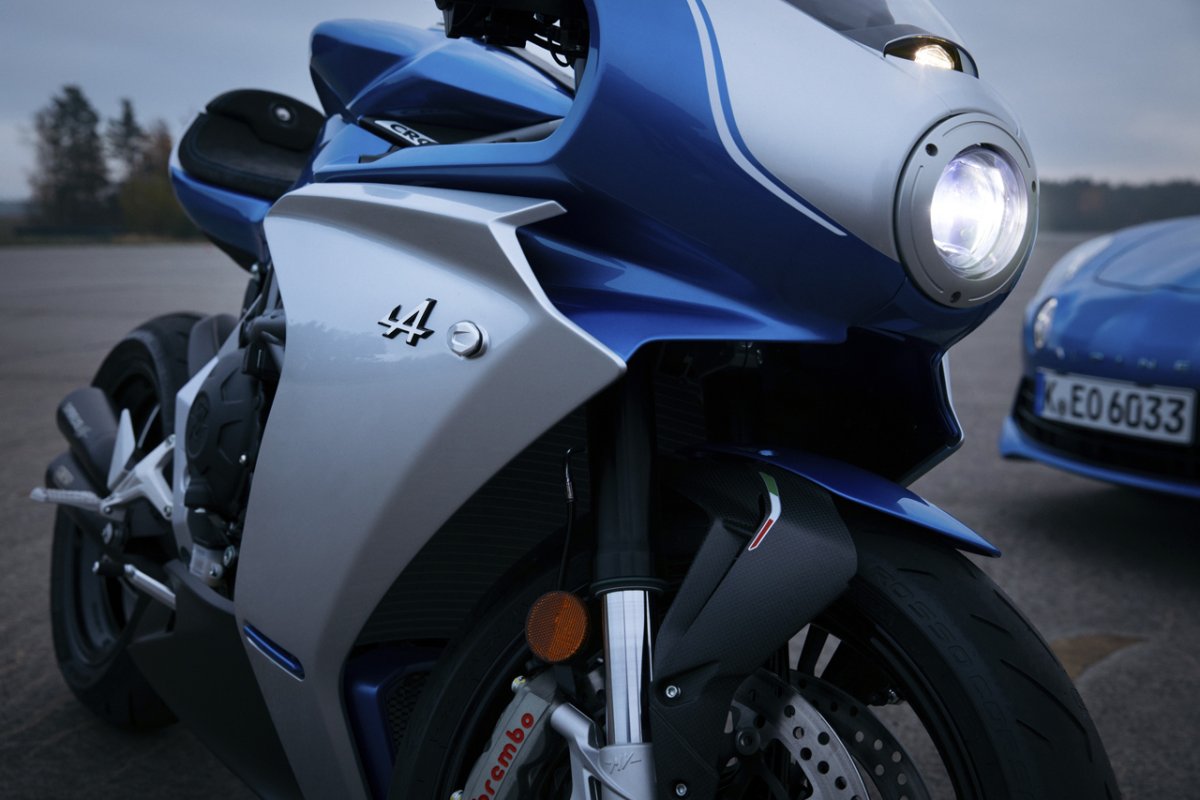 MV Agusta SUPERVELOCE Alpine