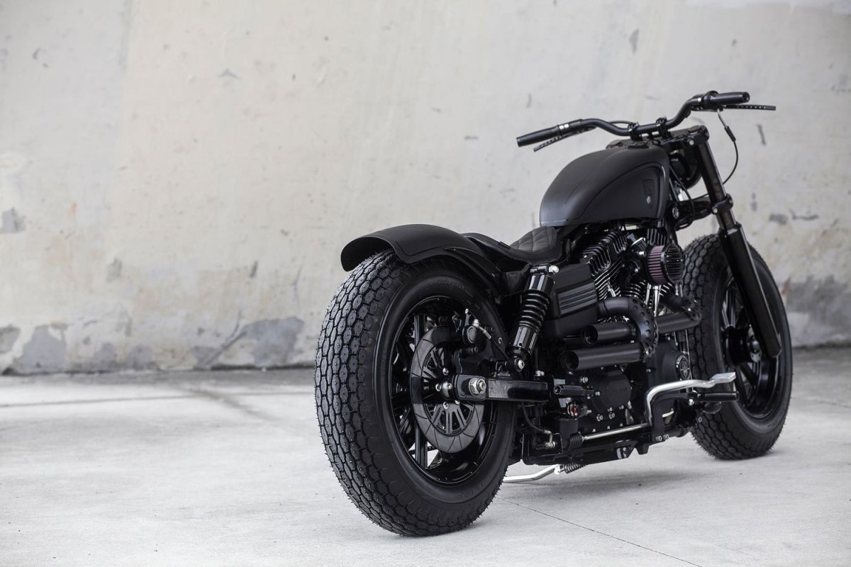 Harley Davidson fat Bob боббер