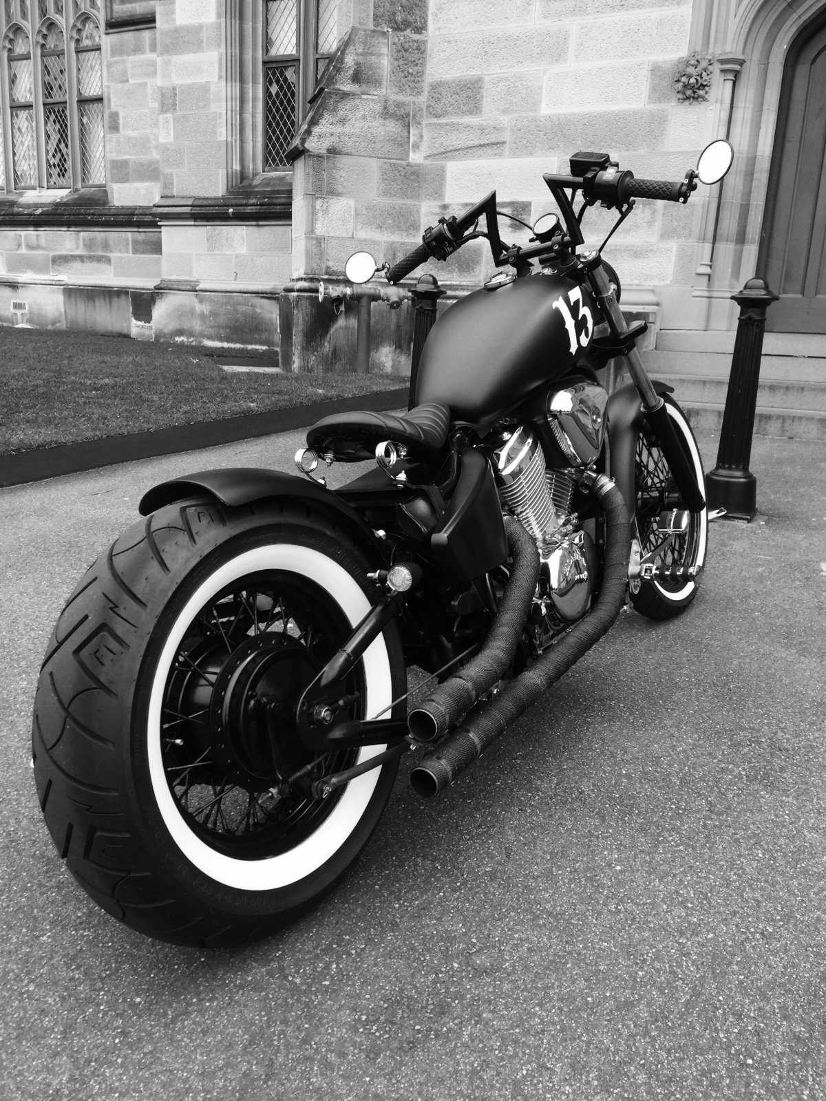 Мотоцикл Harley Davidson Bobber